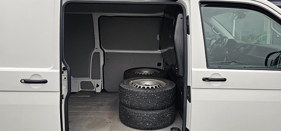Volkswagen Transporter 9 of 22