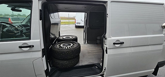 Volkswagen Transporter 10 of 22
