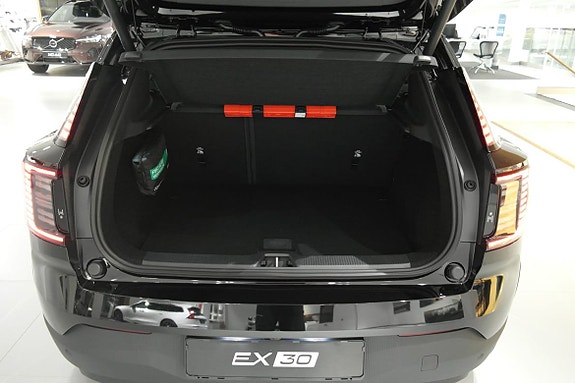 Volvo EX30 13 of 15