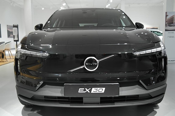 Volvo EX30 4 of 15