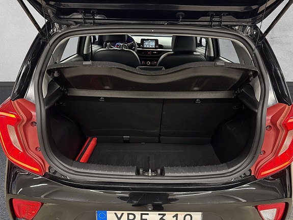 Kia Picanto 9 of 24