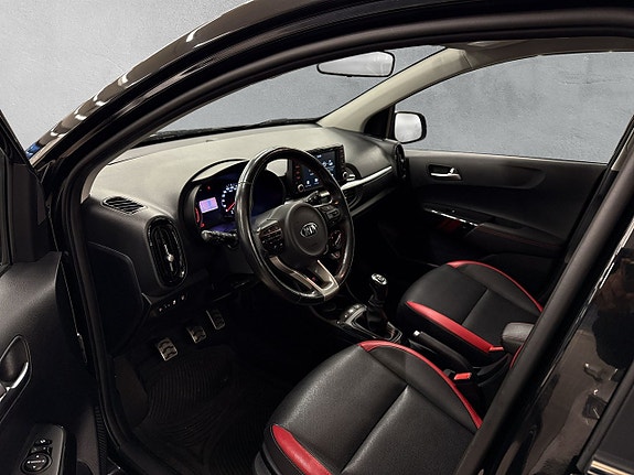 Kia Picanto 10 of 24