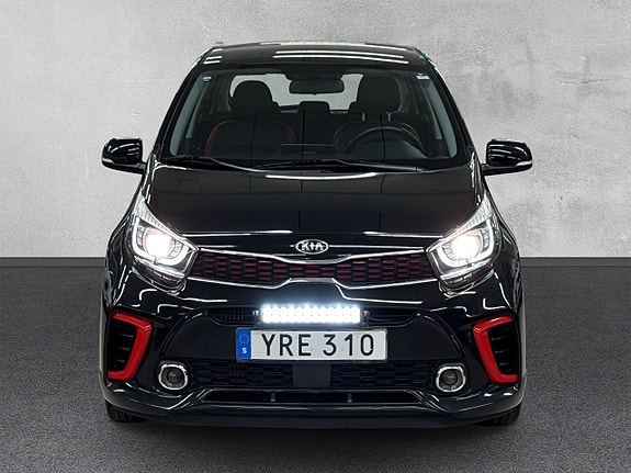 Kia Picanto 8 of 24