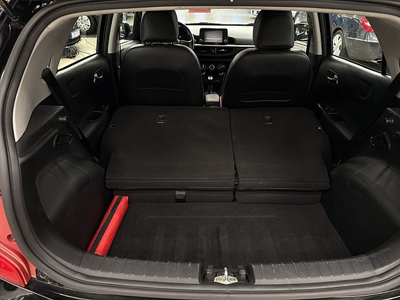 Kia Picanto 21 of 24