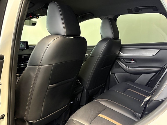 Mazda CX-60 10 of 23