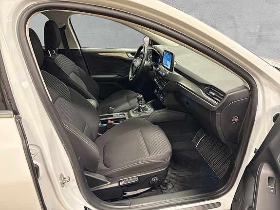 Ford Focus 13 of 28
