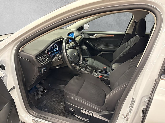 Ford Focus 11 of 28