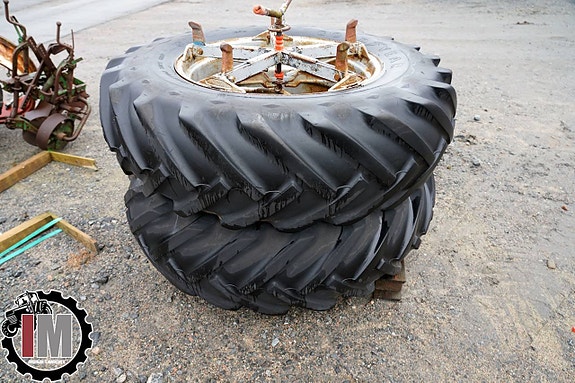 Dubbelmontage 18,4-34 Pris/par