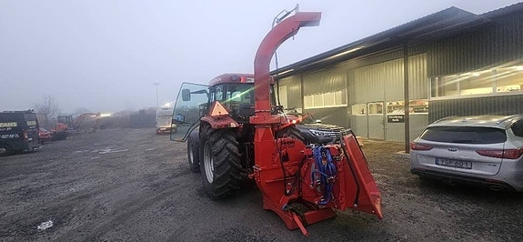 Farmi CH 260 EL med kranmatningstratt