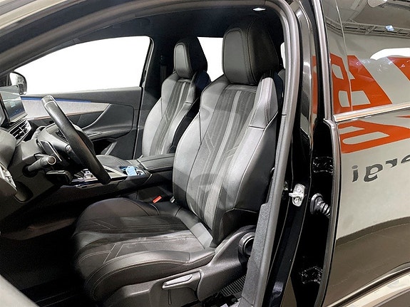 Peugeot 5008 4 of 5