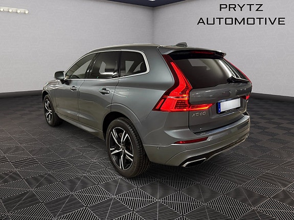 Volvo XC60 6 of 12