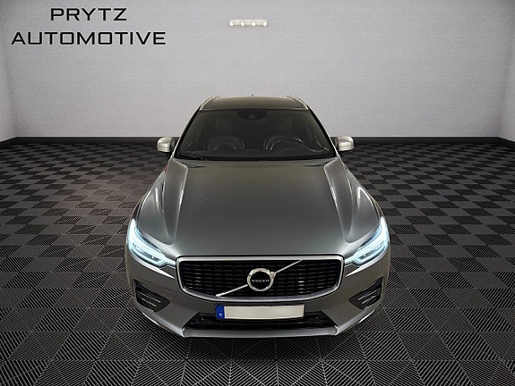 Volvo XC60 4 of 5