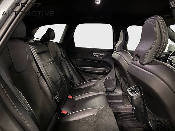 Volvo XC60 10 of 12