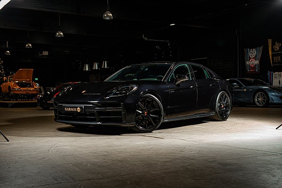 Porsche Panamera 4