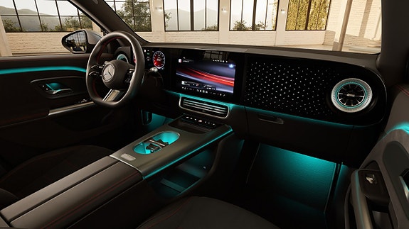 Mercedes-Benz GLB250+ 10 of 10