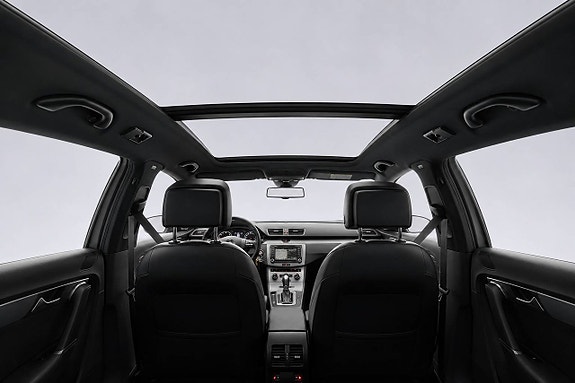 Volkswagen Passat Alltrack 13 of 23