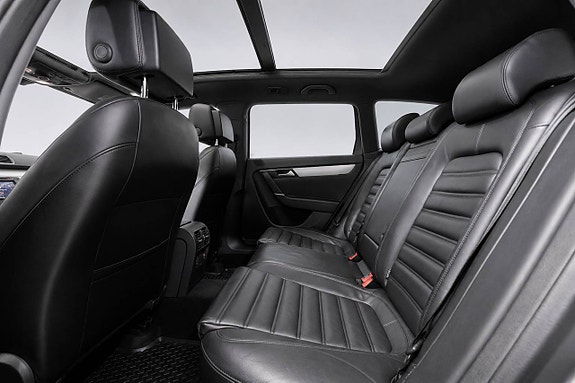Volkswagen Passat Alltrack 23 of 23