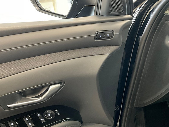 Hyundai Tucson 24 of 30