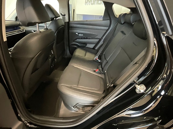 Hyundai Tucson 19 of 30