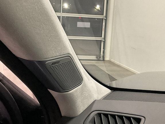 Hyundai Santa Fe 22 of 25