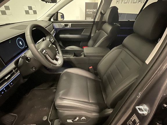 Hyundai Santa Fe 7 of 25