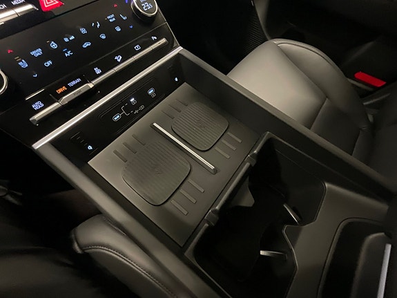 Hyundai Santa Fe 13 of 25