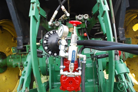 Rödfärgspruta för traktordrift