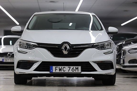 Renault Megane 5 of 17