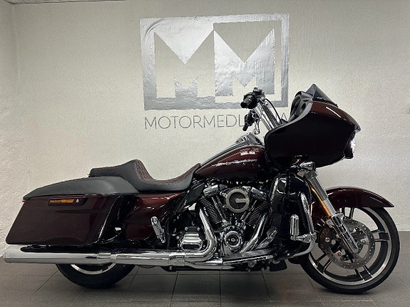 Harley-Davidson Road Glide - 922 mil