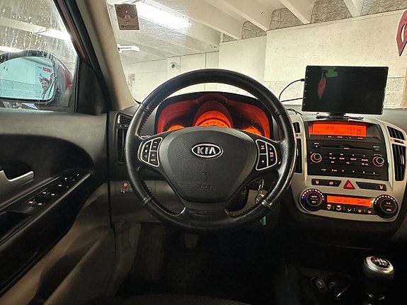 Kia Ceed 11 of 12
