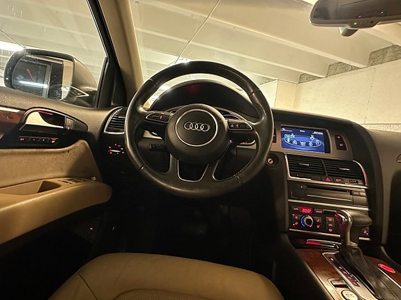 Audi Q7 26 of 30