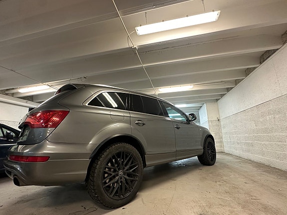 Audi Q7 6 of 30
