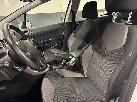 Peugeot 308 15 of 15