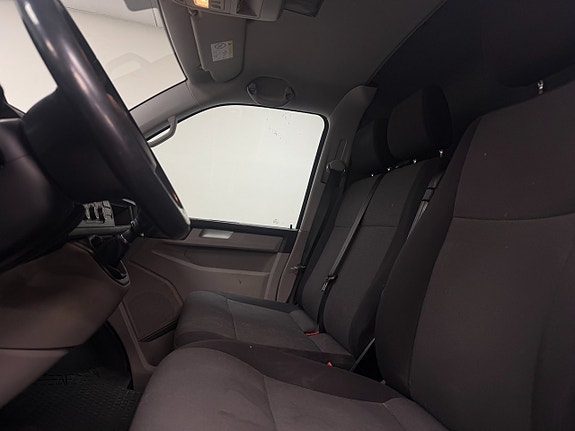 Volkswagen Transporter - 11