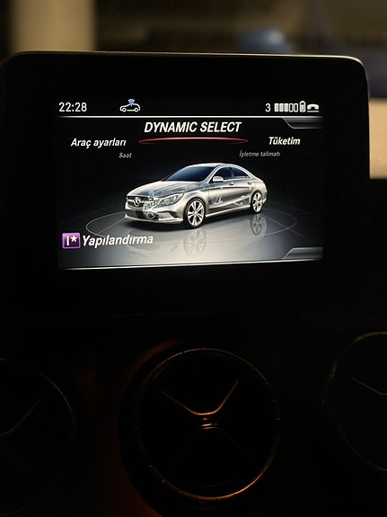 Mercedes-Benz CLA180 12 of 13
