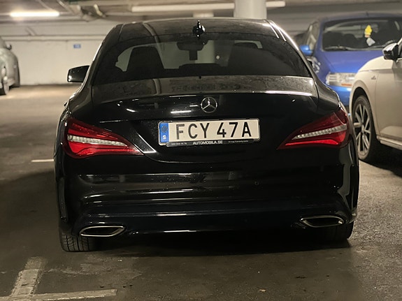 Mercedes-Benz CLA180 8 of 13