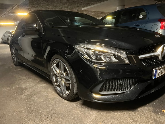 Mercedes-Benz CLA180 5 of 13
