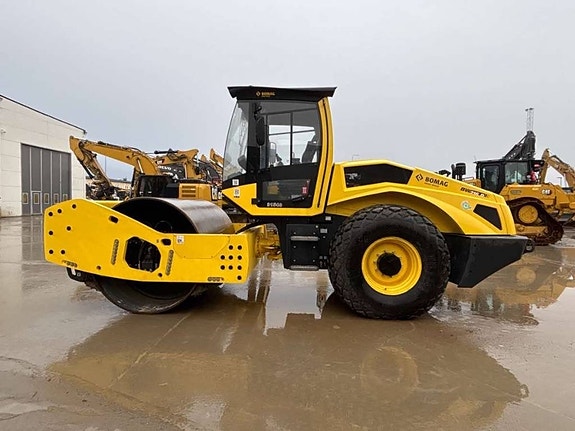 Bomag BW216D-5