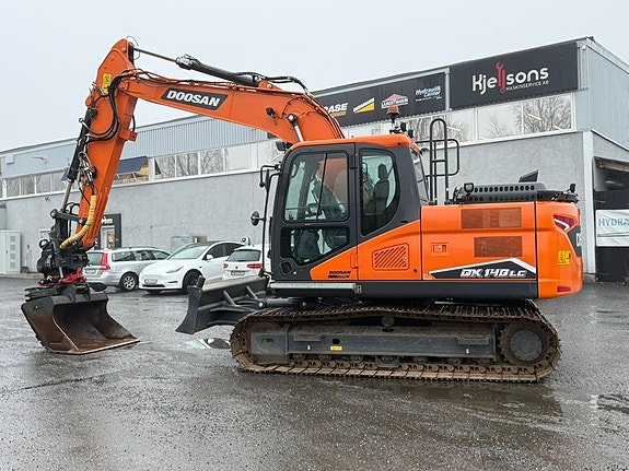 Doosan DX140LC-7