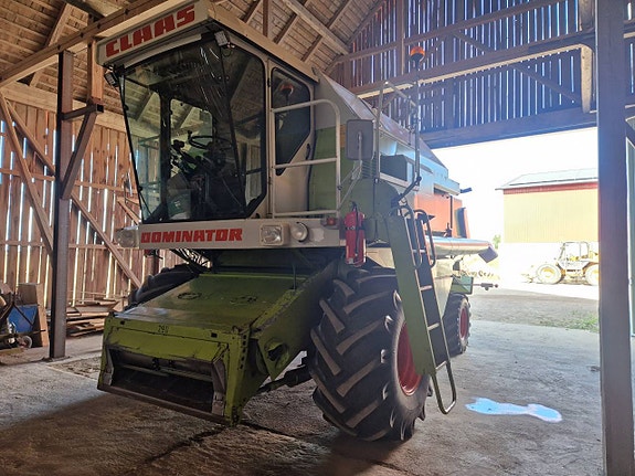 CLAAS Dominator 108