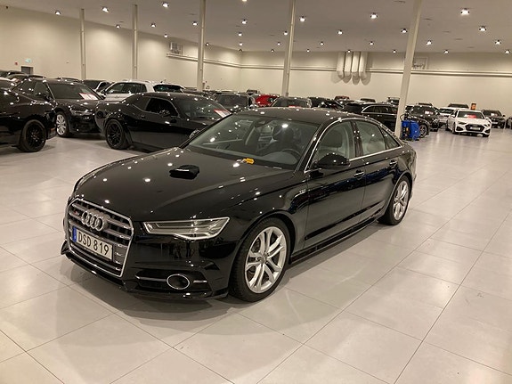 Audi S6 3 of 5