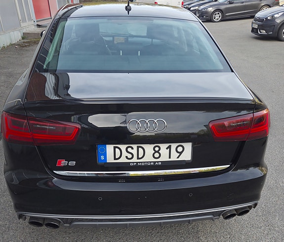 Audi S6 5 of 5