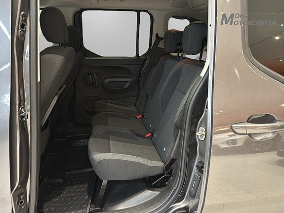 Peugeot Rifter 9 of 15