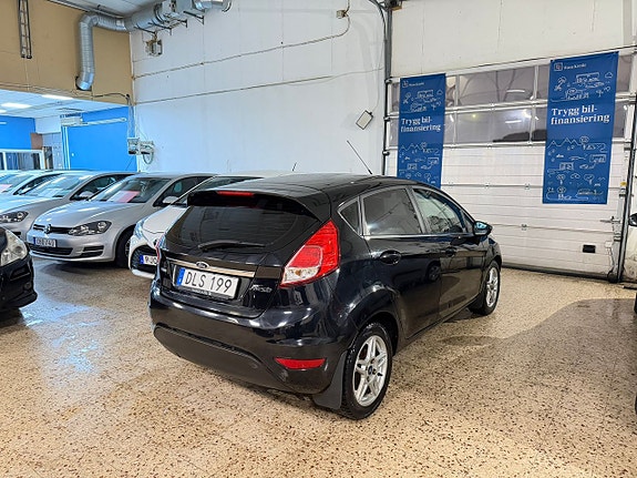 Ford Fiesta 4 of 11