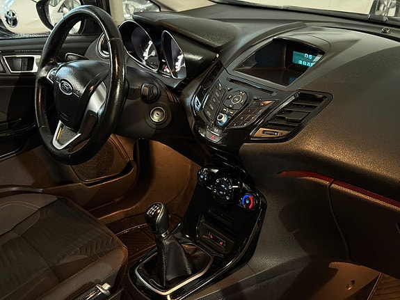 Ford Fiesta 7 of 11