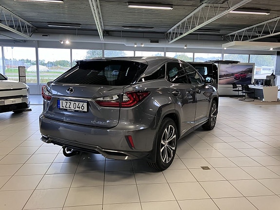 Lexus RX450h 4 of 22