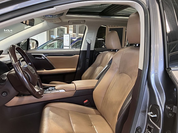 Lexus RX450h 8 of 22