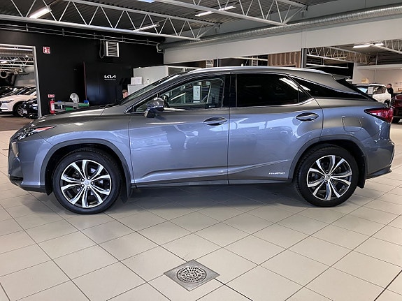 Lexus RX450h 3 of 22