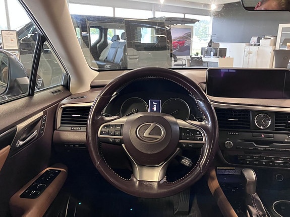Lexus RX450h 14 of 22
