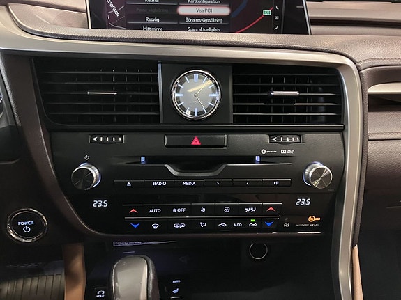 Lexus RX450h 18 of 22